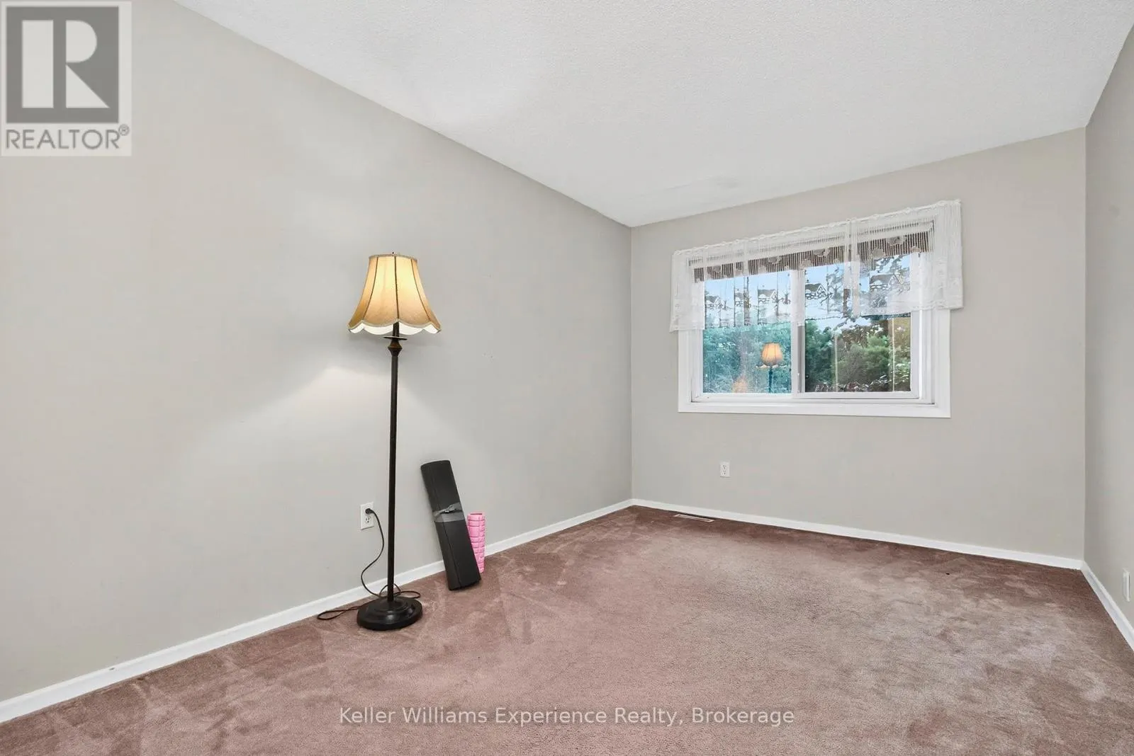 56 - 778 WILLIAM STREET, #56