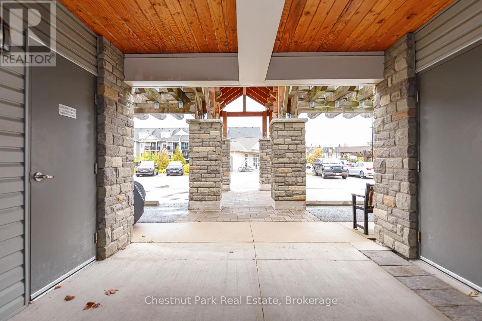 105 - 4 ANCHORAGE CRESCENT, #105
