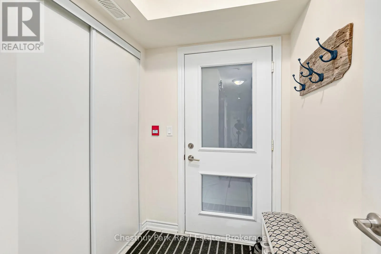 105 - 4 ANCHORAGE CRESCENT, #105