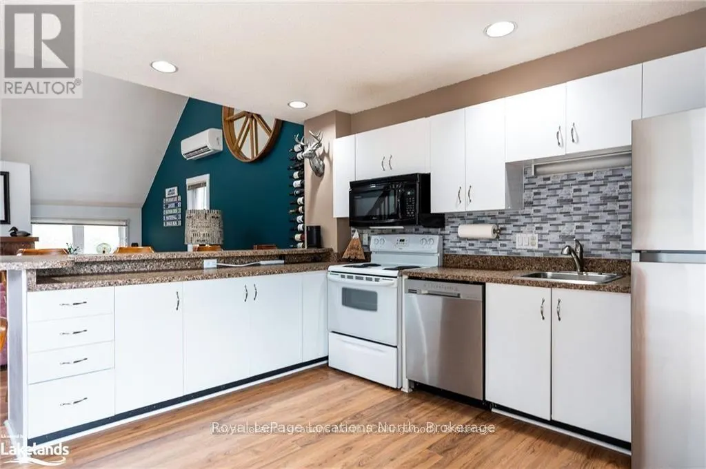 470 OXBOW CRESCENT