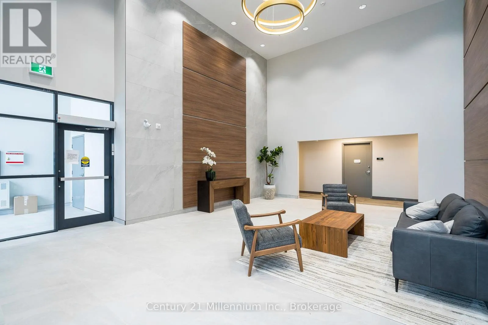122 - 4 KIMBERLY LANE, #122