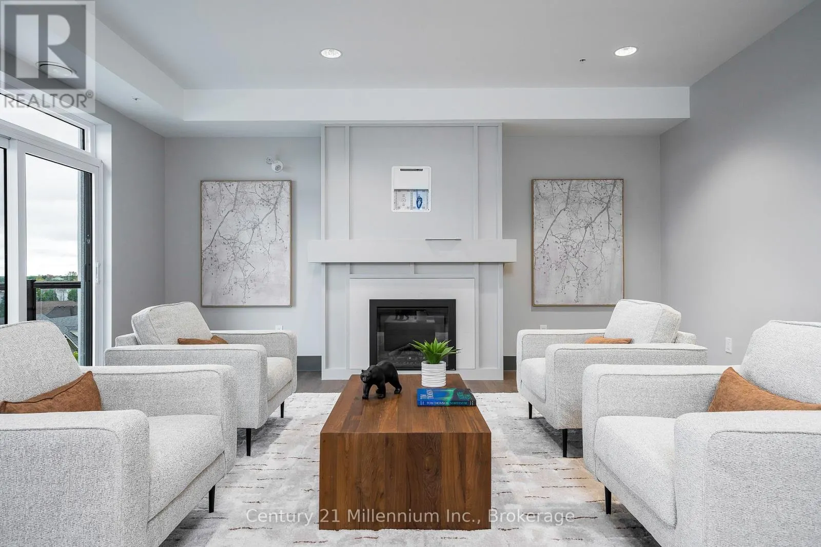 122 - 4 KIMBERLY LANE, #122