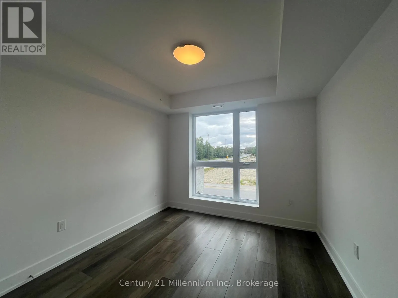 122 - 4 KIMBERLY LANE, #122
