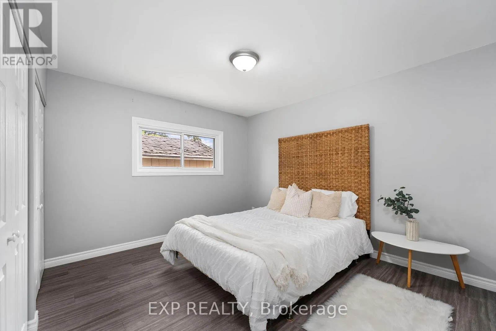143 WESTMOUNT DRIVE N