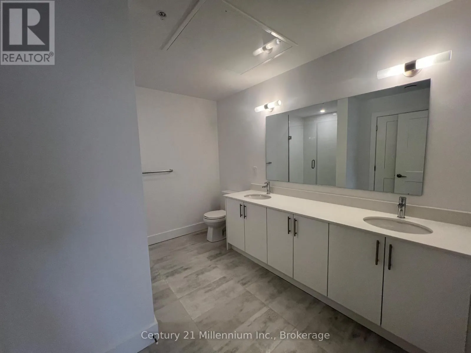 217 - 4 KIMBERLY LANE, #217