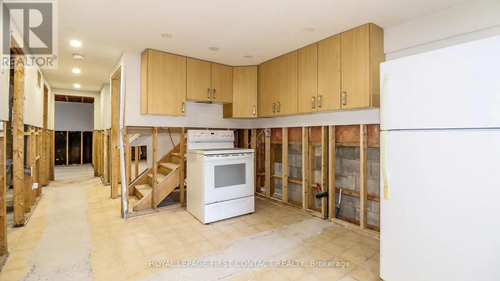 311 ANNE STREET N