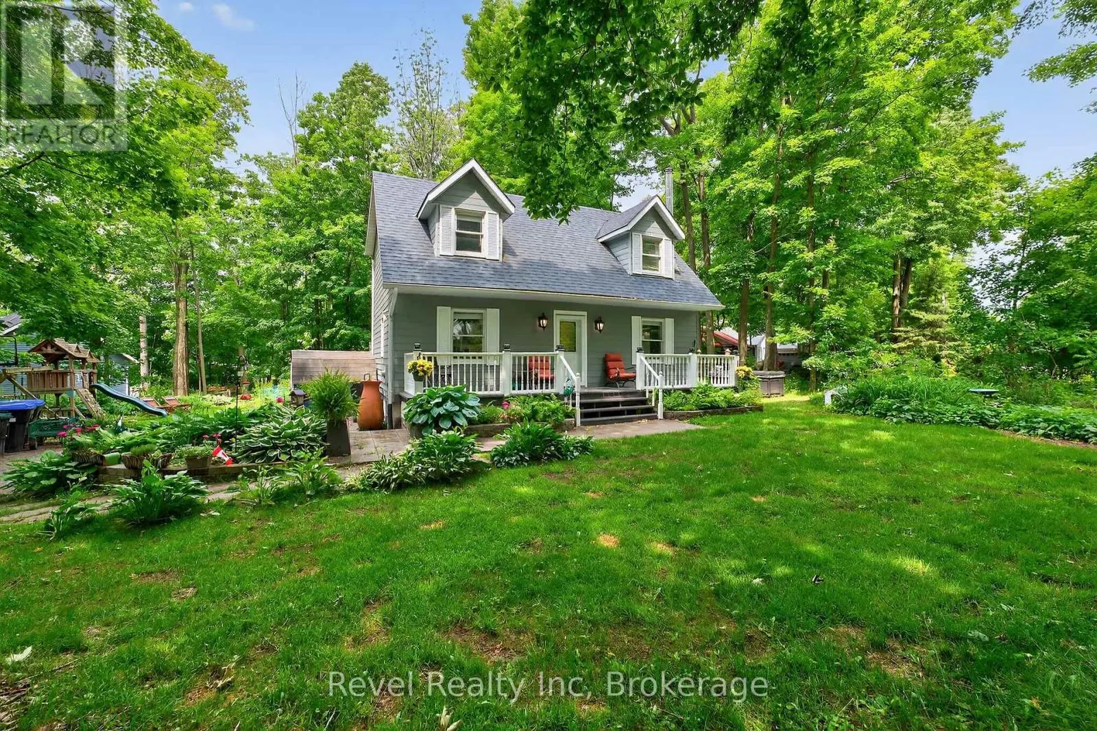 6 BAYSIDE ROAD