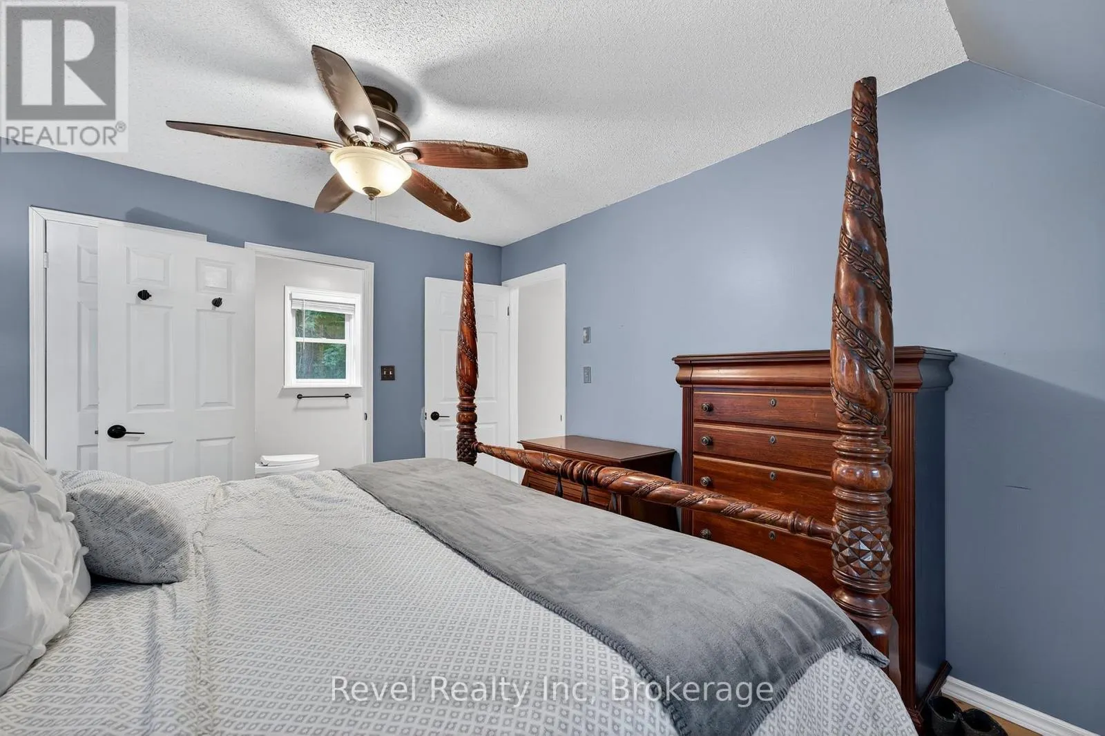 6 BAYSIDE ROAD