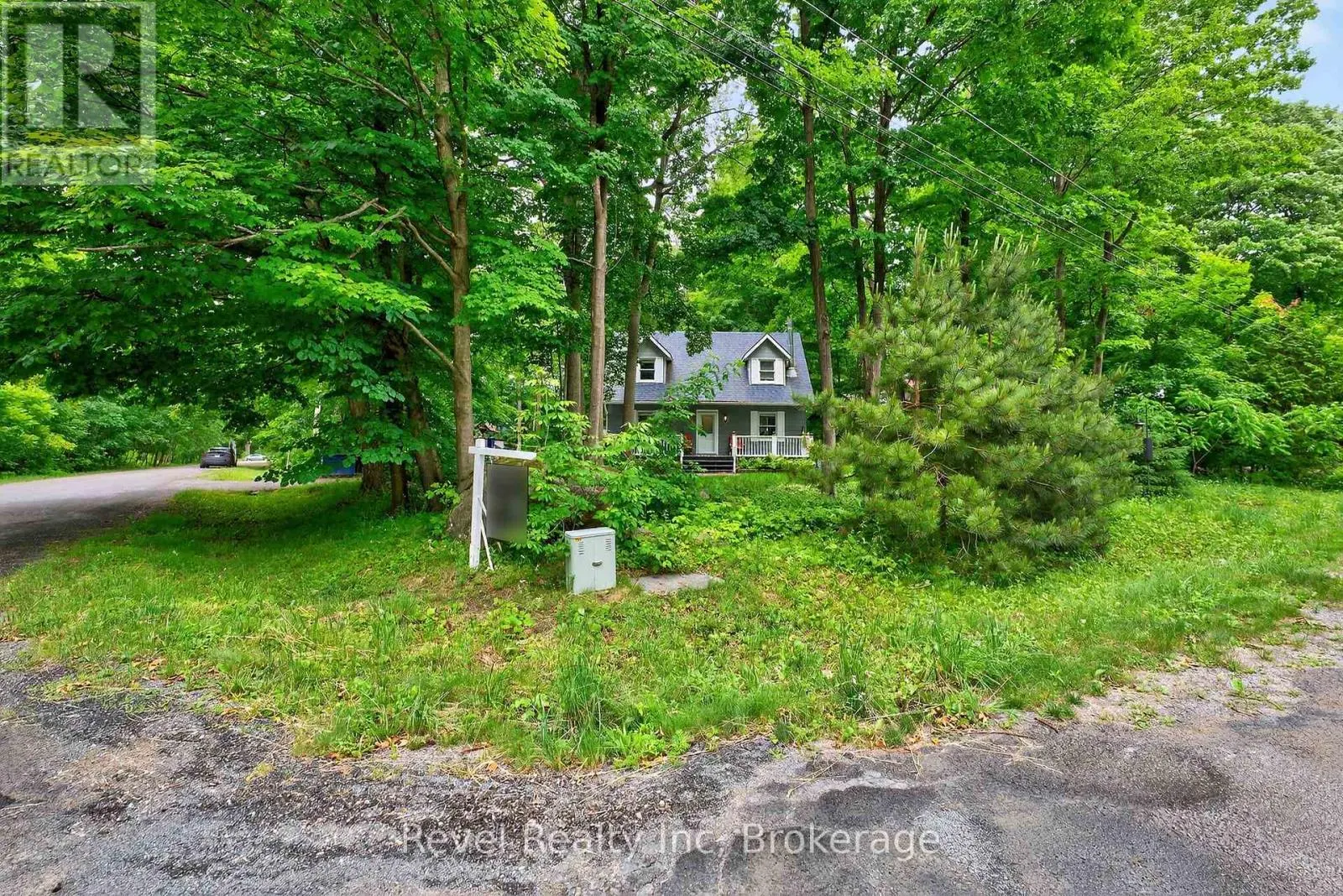 6 BAYSIDE ROAD