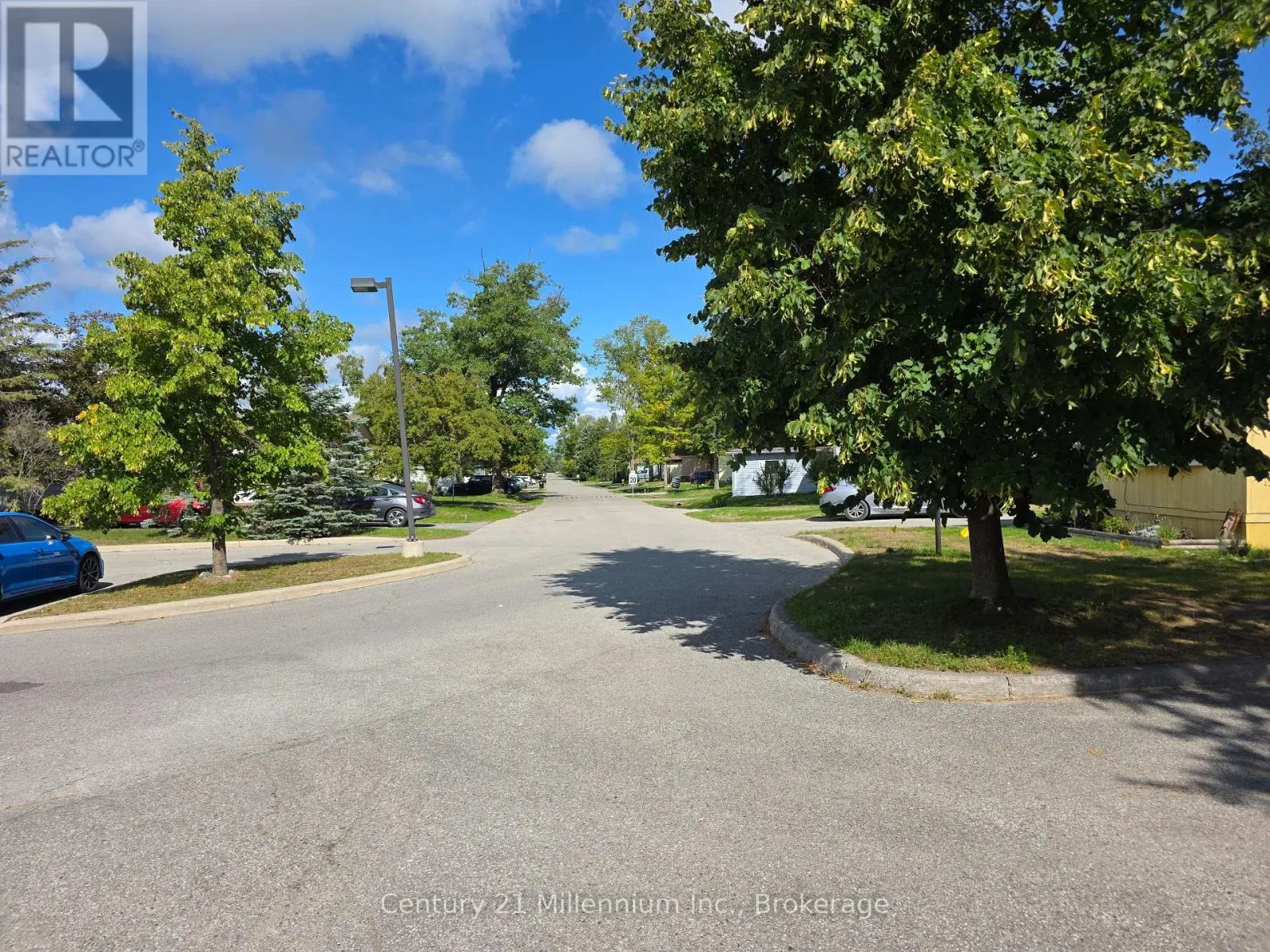 67 GEORGIAN GLEN DRIVE