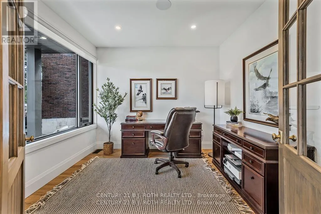 46 TYNDALE ROAD