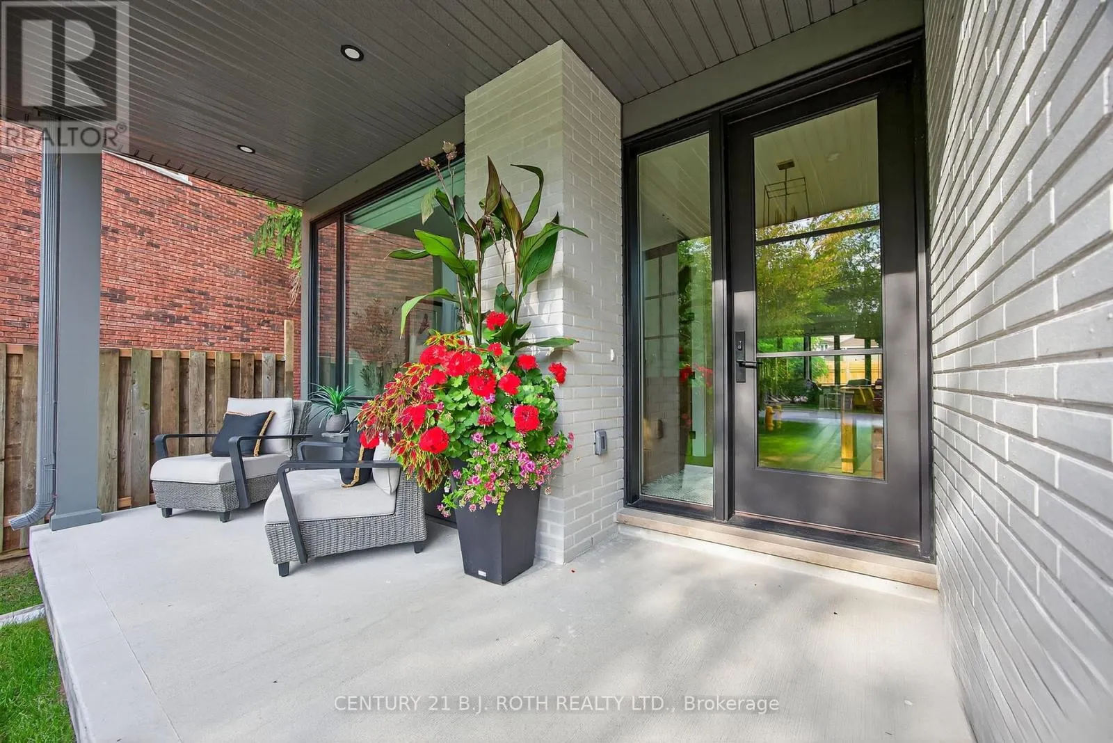 46 TYNDALE ROAD