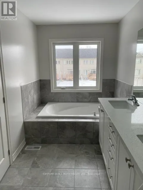 5 CHURCHLEA MEWS