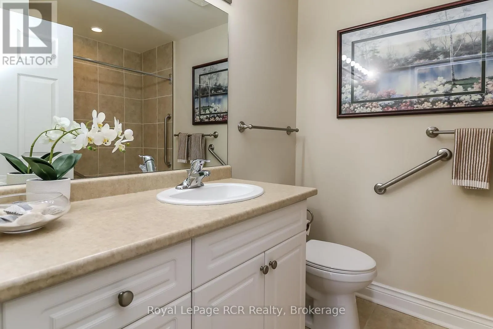 215 - 91 RAGLAN STREET, #215