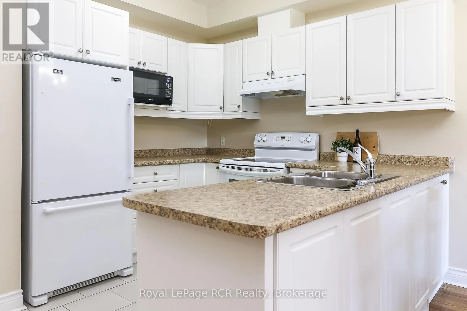 215 - 91 RAGLAN STREET, #215