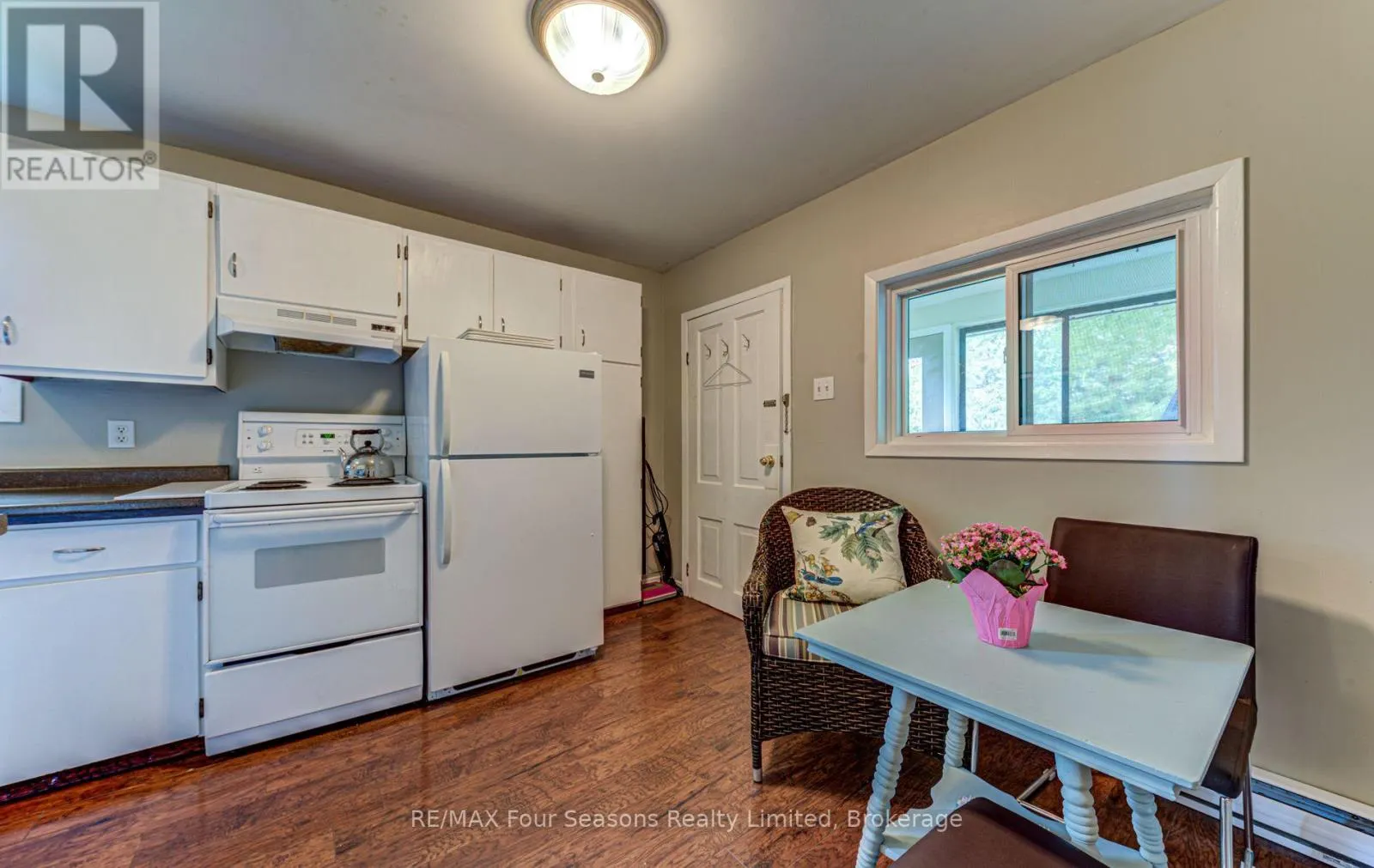 393 SECOND STREET