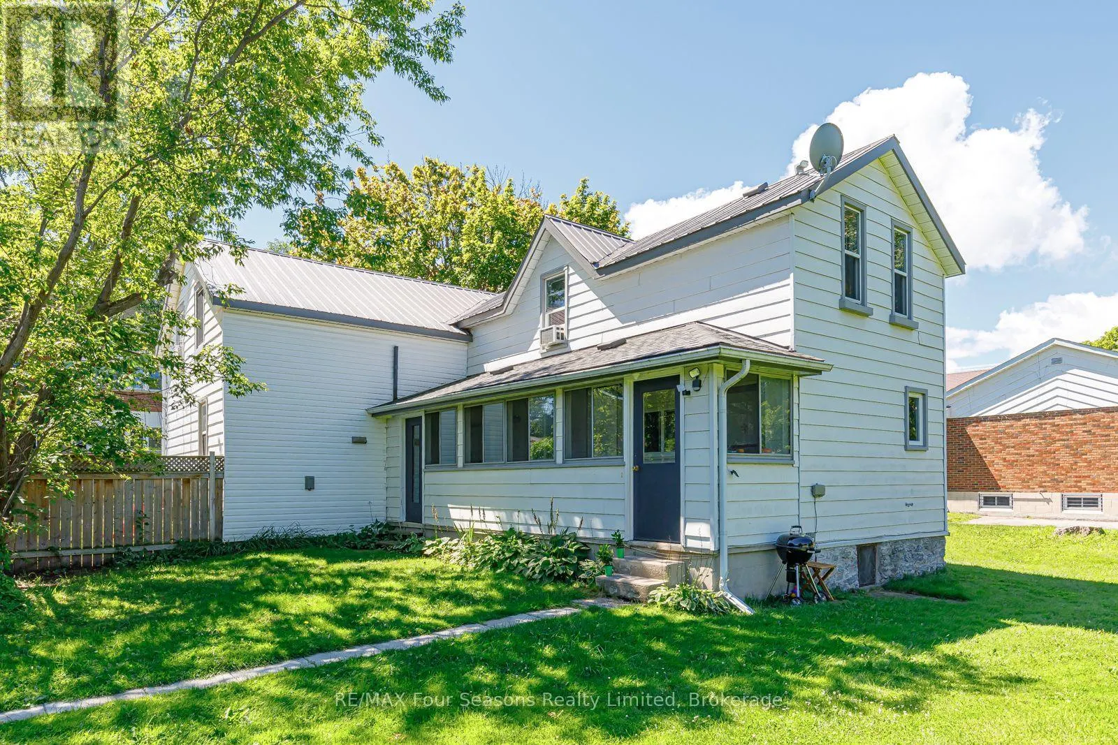 393 SECOND STREET