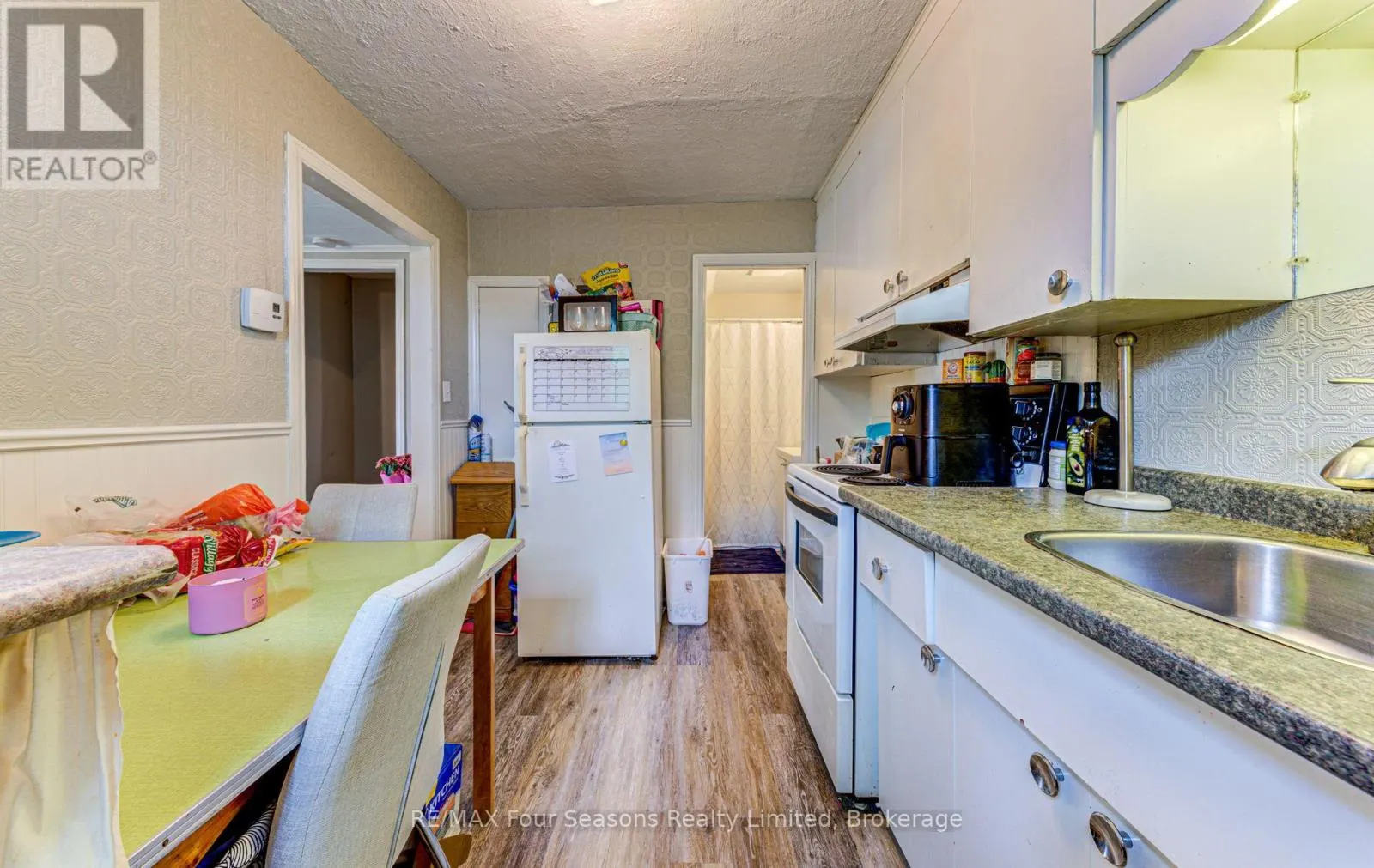 393 SECOND STREET