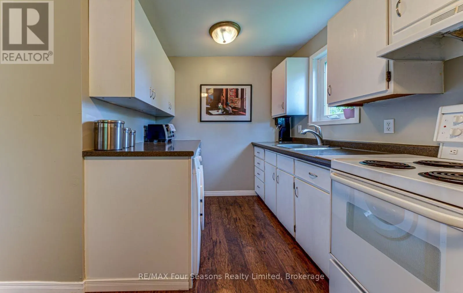 393 SECOND STREET