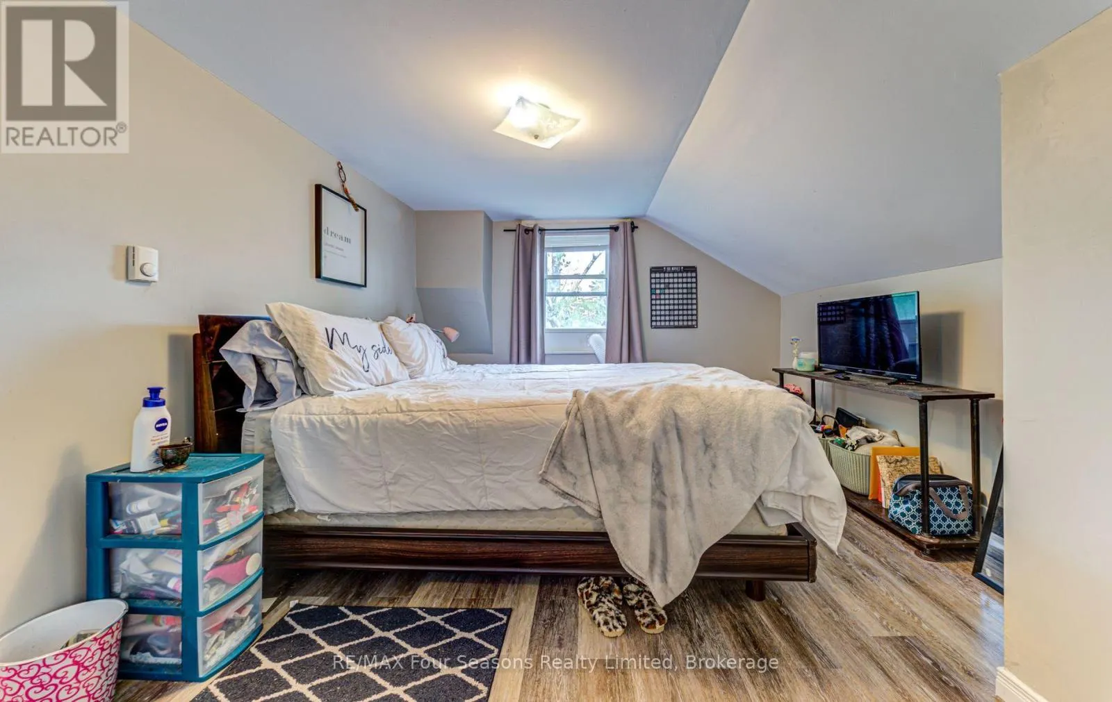 393 SECOND STREET