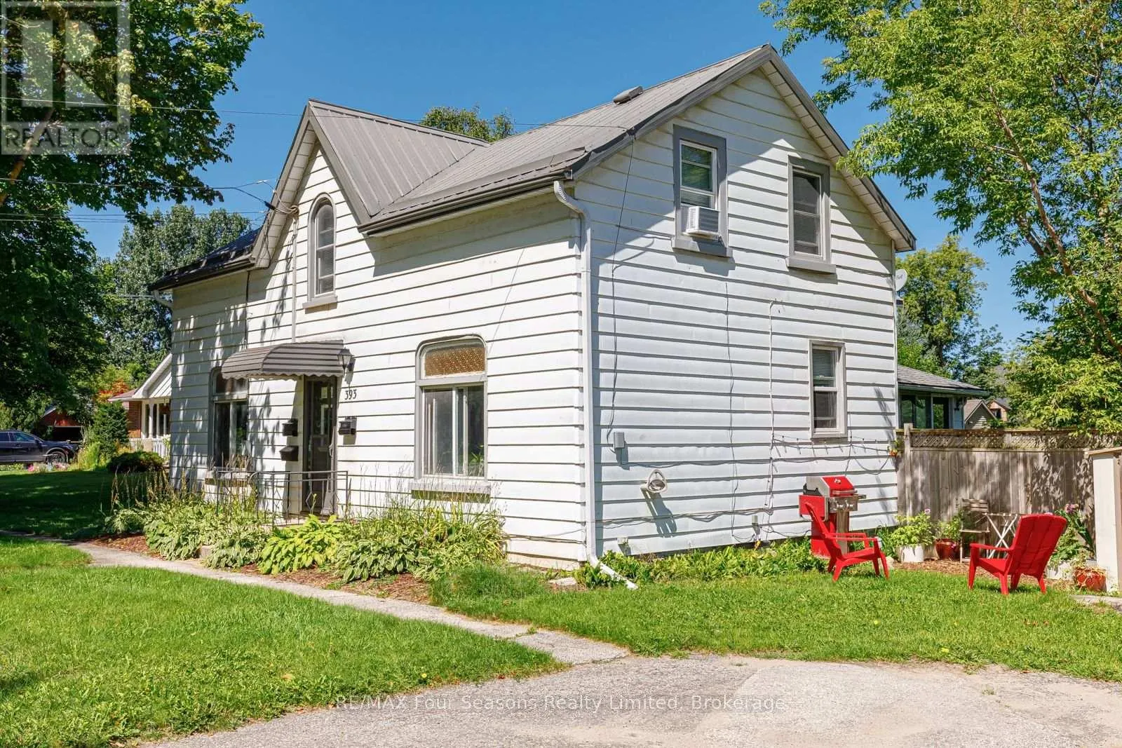 393 SECOND STREET