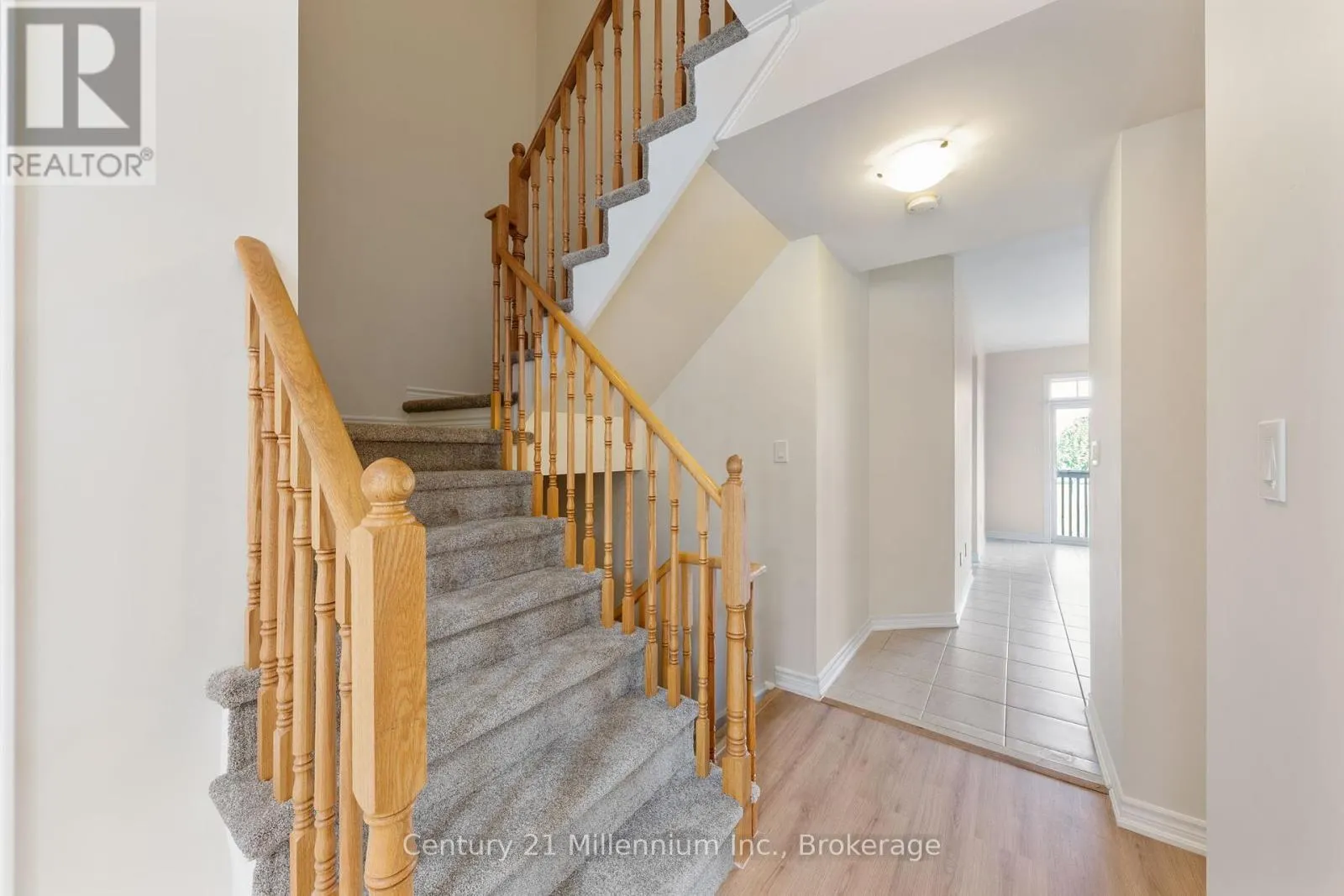 16 BERKSHIRE AVENUE