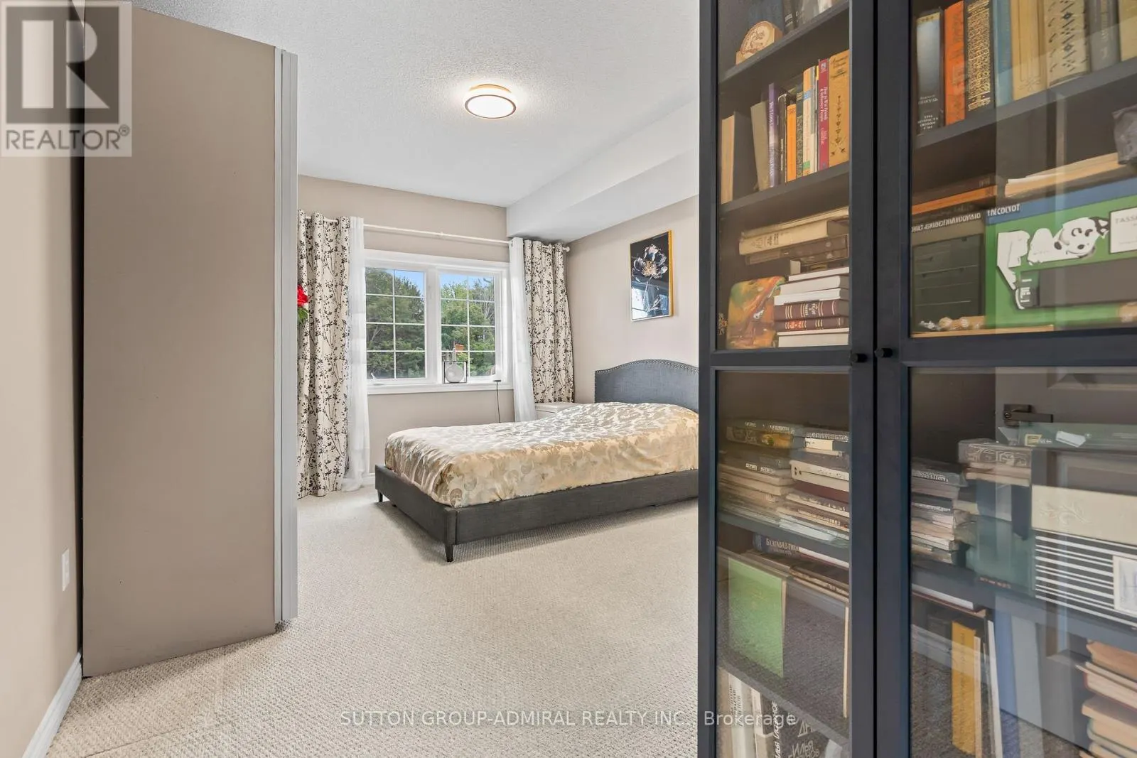 303 - 7 GREENWICH STREET