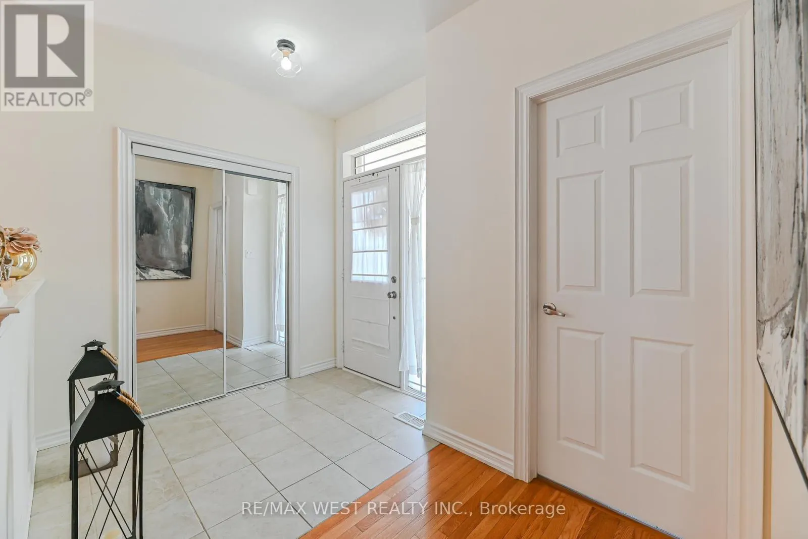 9 ACADEMY AVENUE