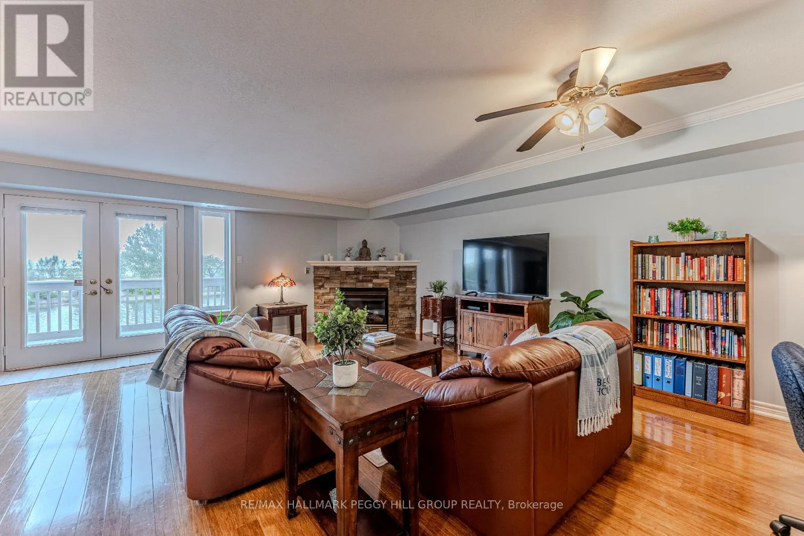 3B - 194 RIVER ROAD E