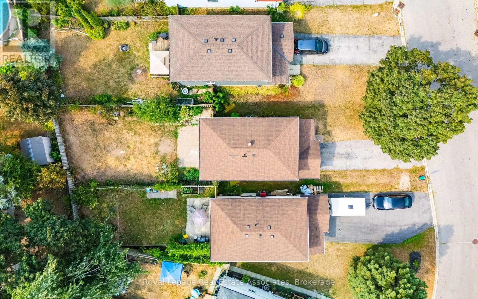 44 HEMINGWAY CRESCENT