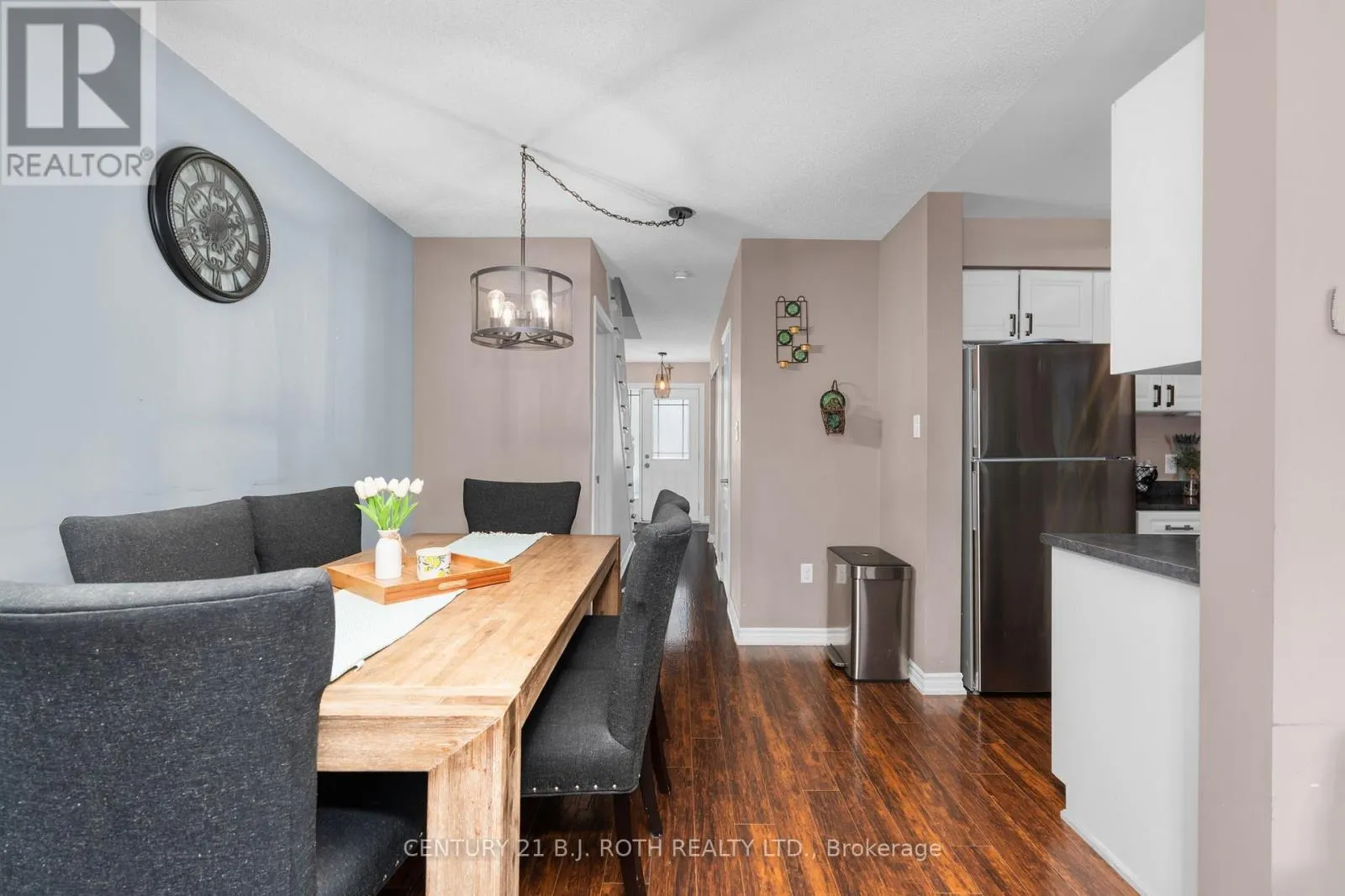 221 HARVIE ROAD