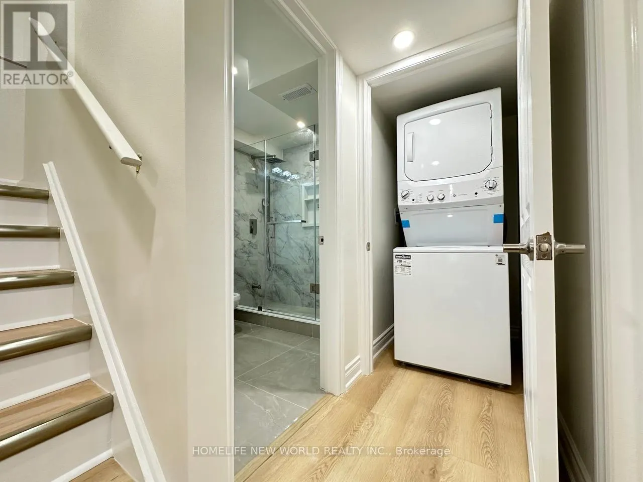 LOWER UNIT - 28 LOUGHEED ROAD