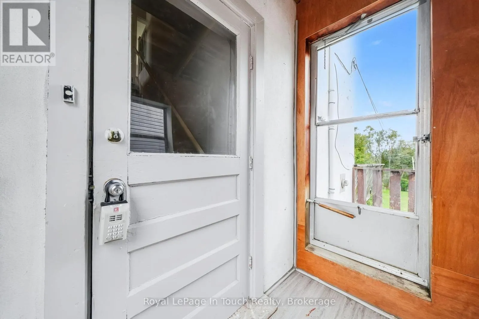C - 7 ROBERT STREET W, #C