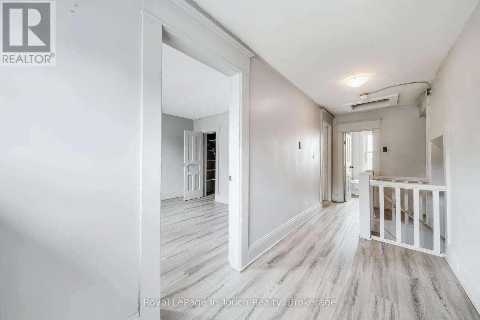 C - 7 ROBERT STREET W, #C
