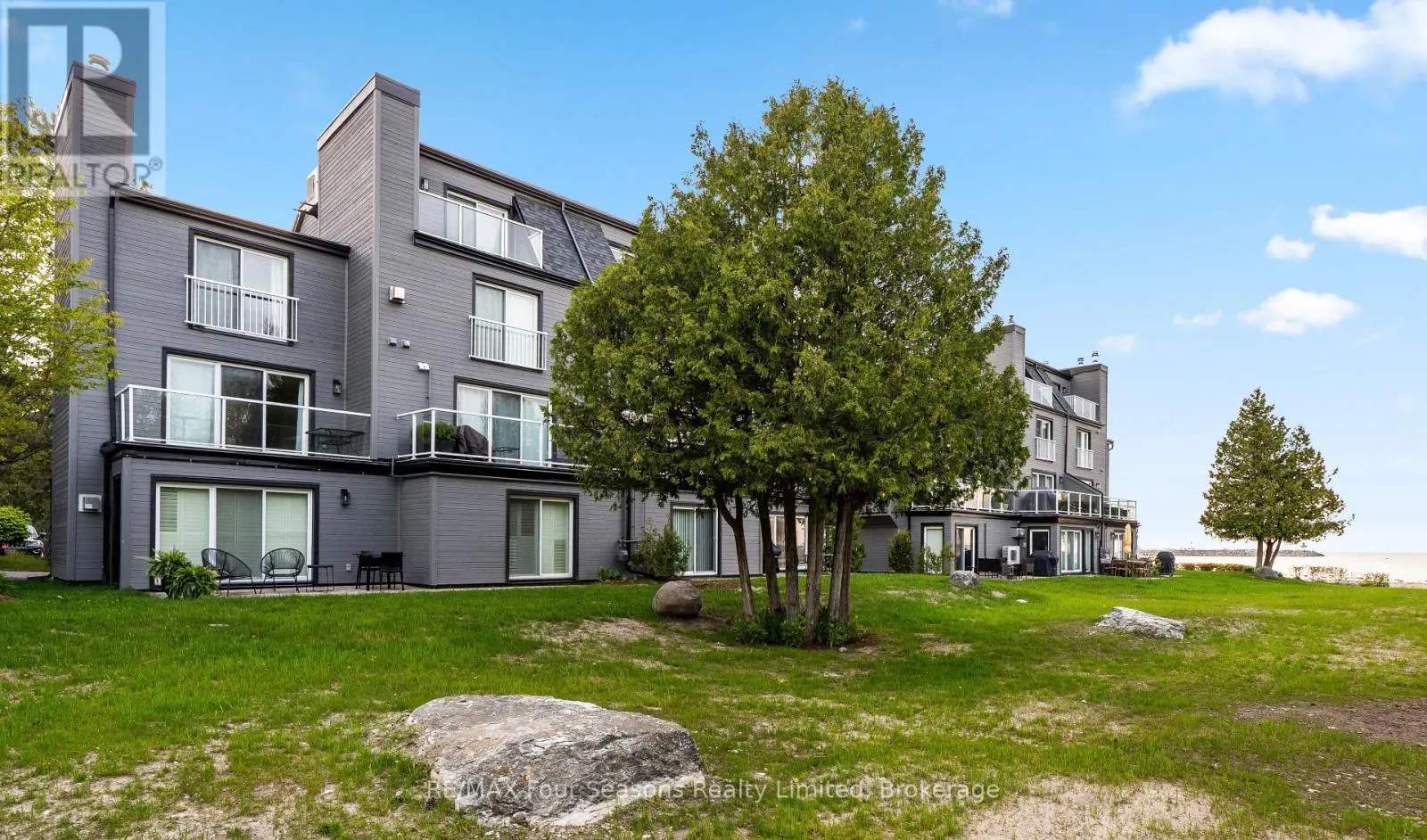7 - 44 TROTT BOULEVARD, #7