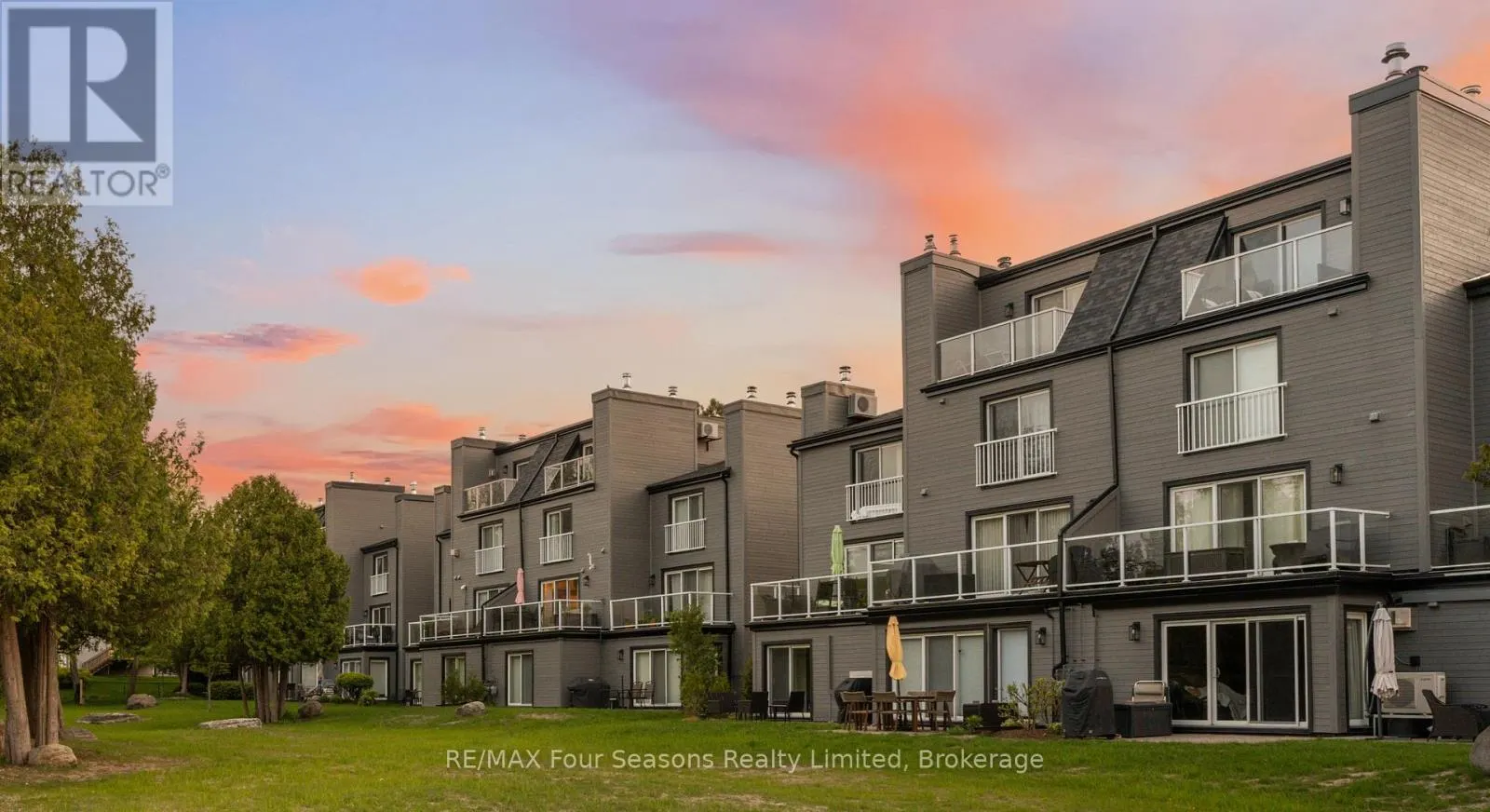 7 - 44 TROTT BOULEVARD, #7