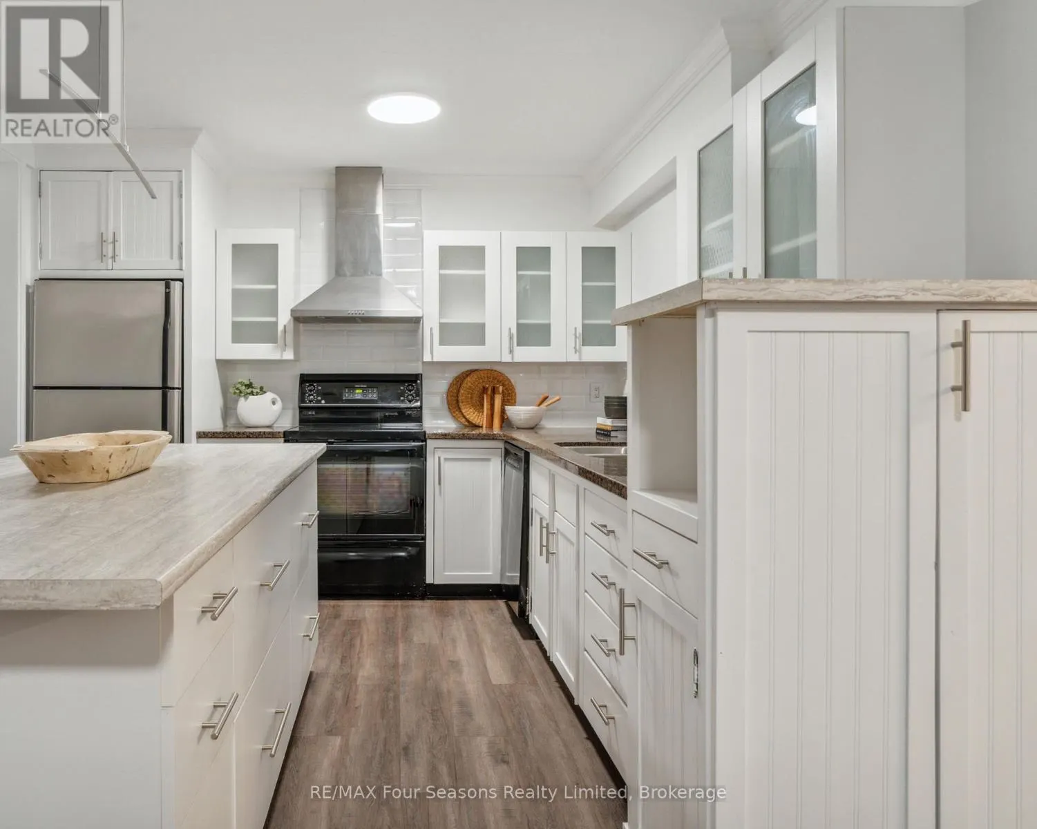 7 - 44 TROTT BOULEVARD, #7