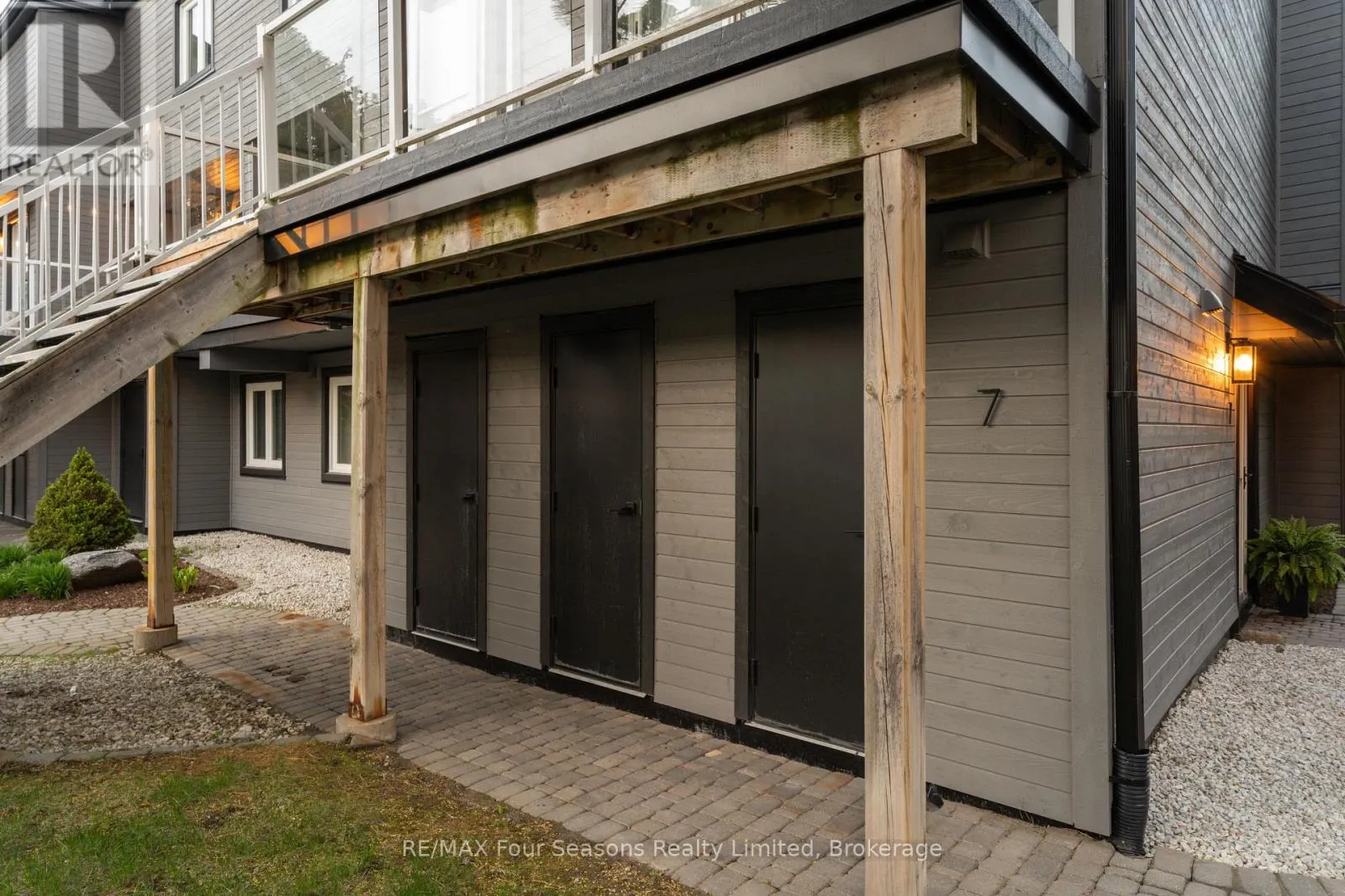 7 - 44 TROTT BOULEVARD, #7