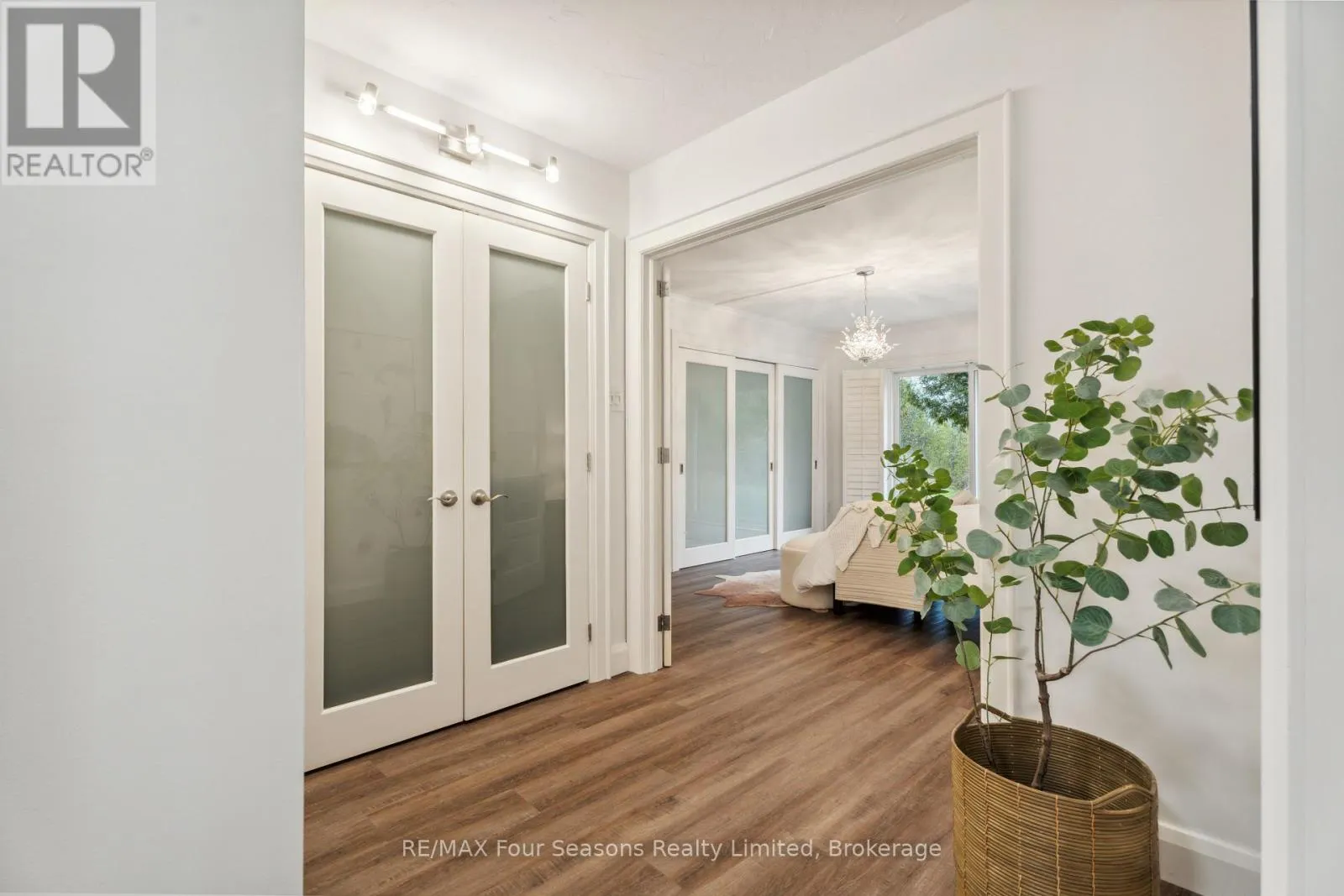 7 - 44 TROTT BOULEVARD, #7