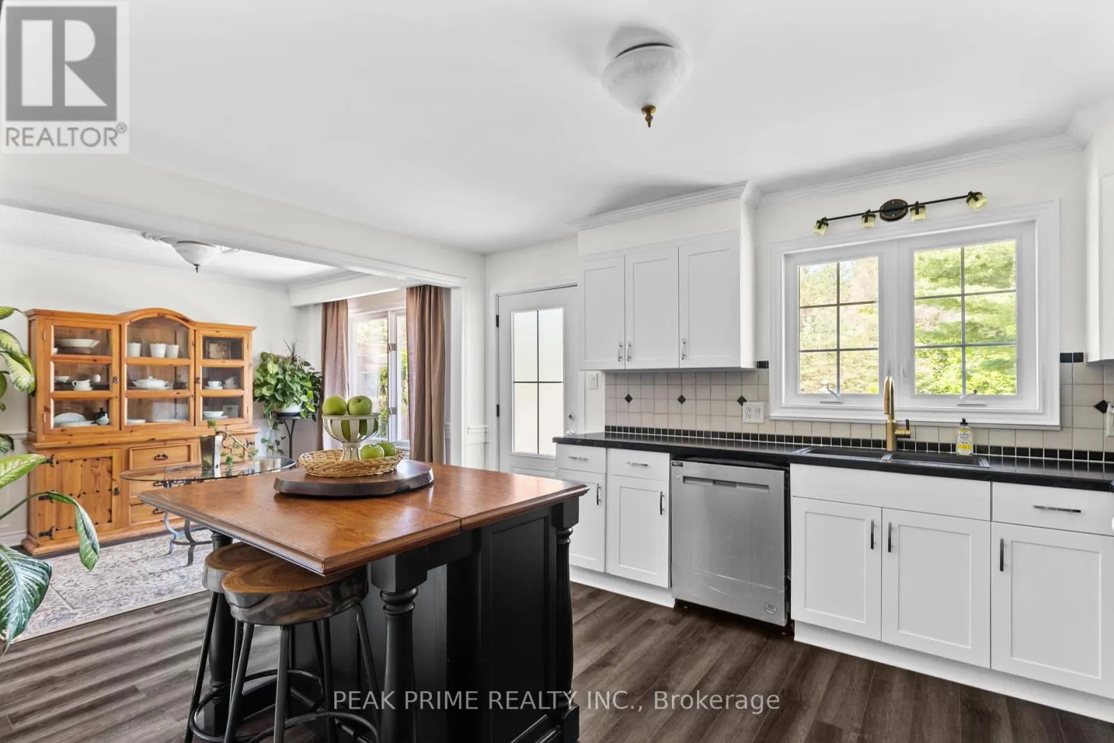 5502 SUNNIDALE TOSORONTIO TOWNLINE