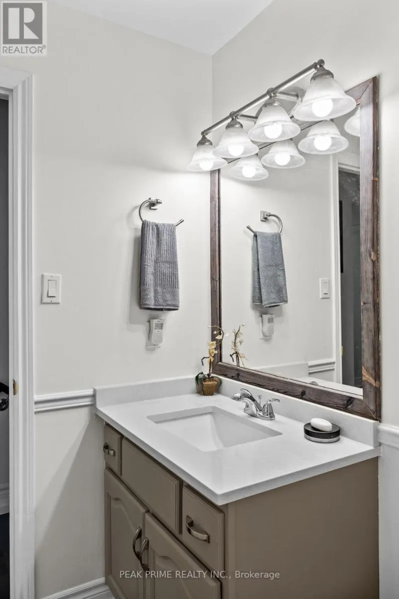 5502 SUNNIDALE TOSORONTIO TOWNLINE