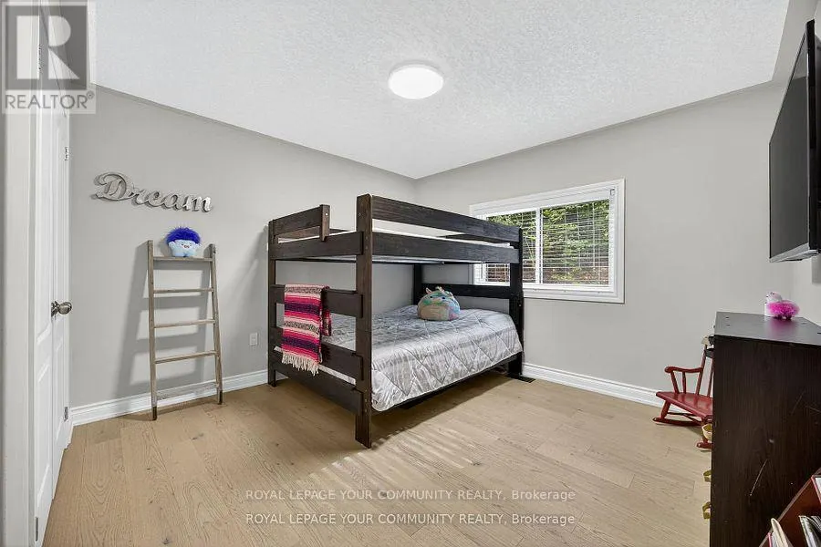 135 HURONWOODS DRIVE
