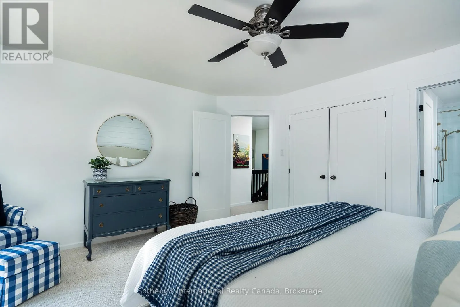 562 OXBOW CRESCENT