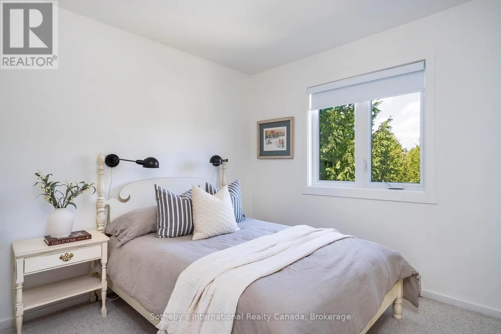 562 OXBOW CRESCENT