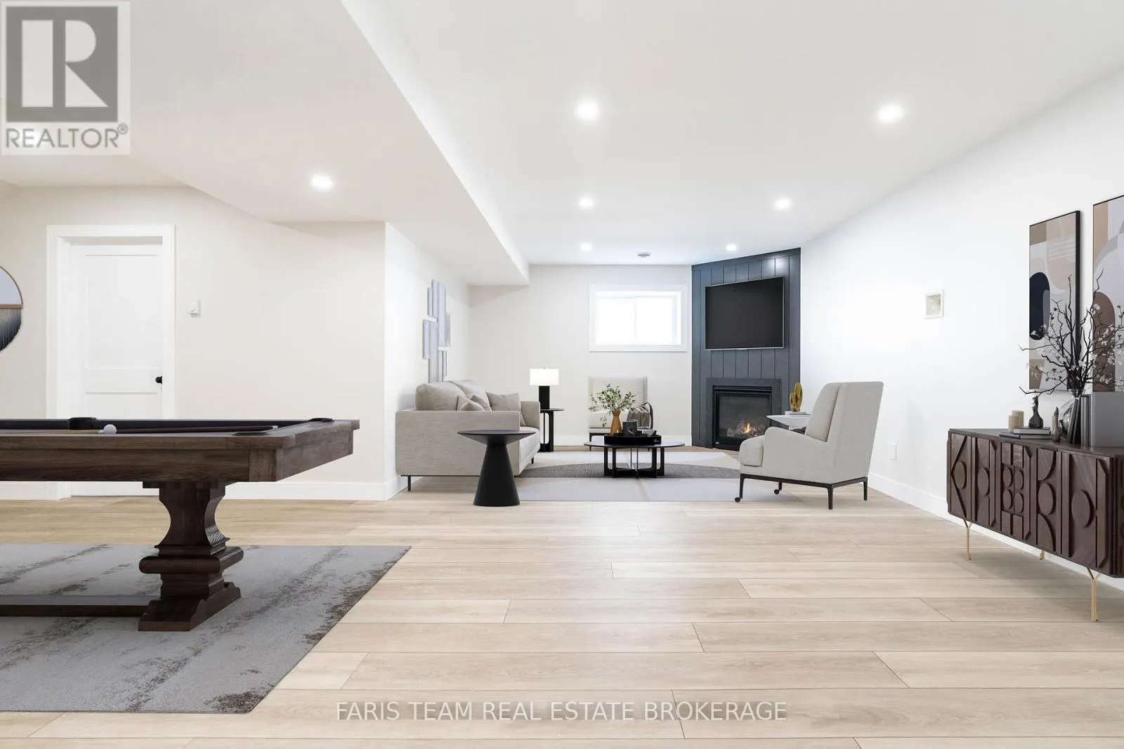 23 49TH STREET S