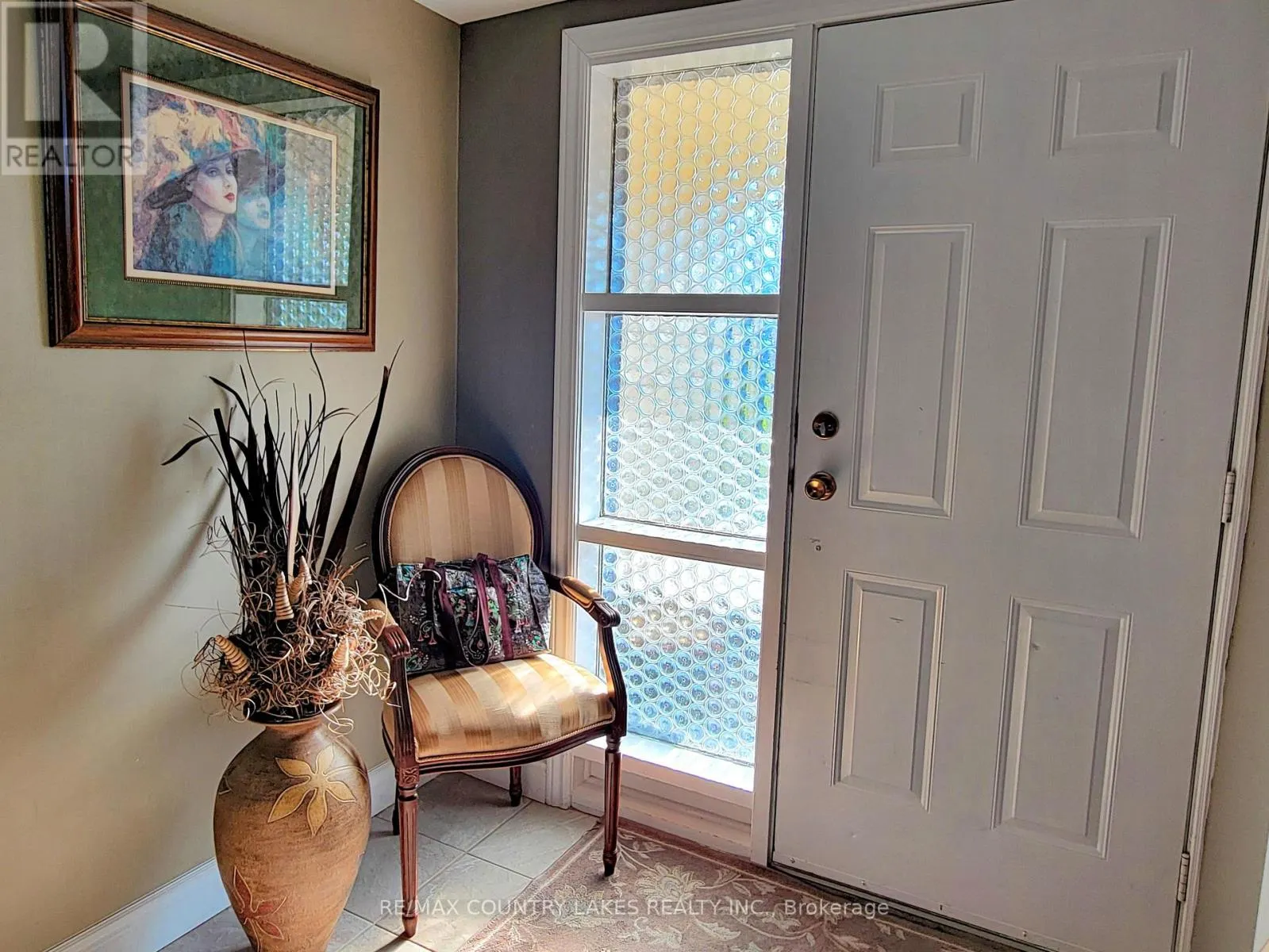11 - 4 PARADISE BOULEVARD