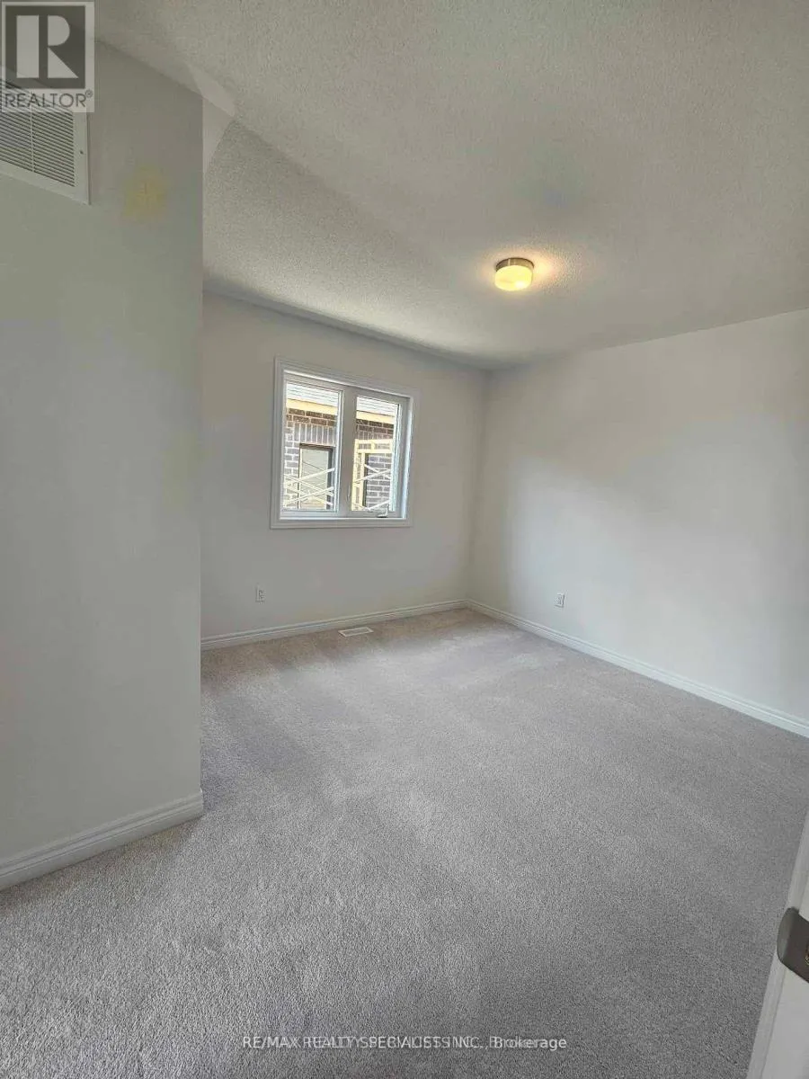 155 FENCHURCH MANOR