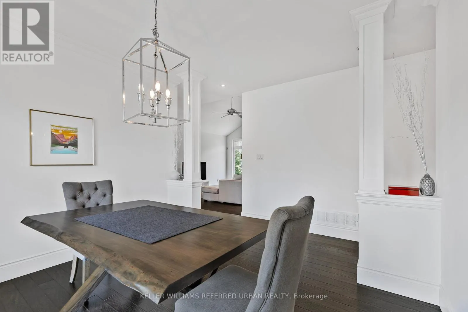 25 HERON BOULEVARD