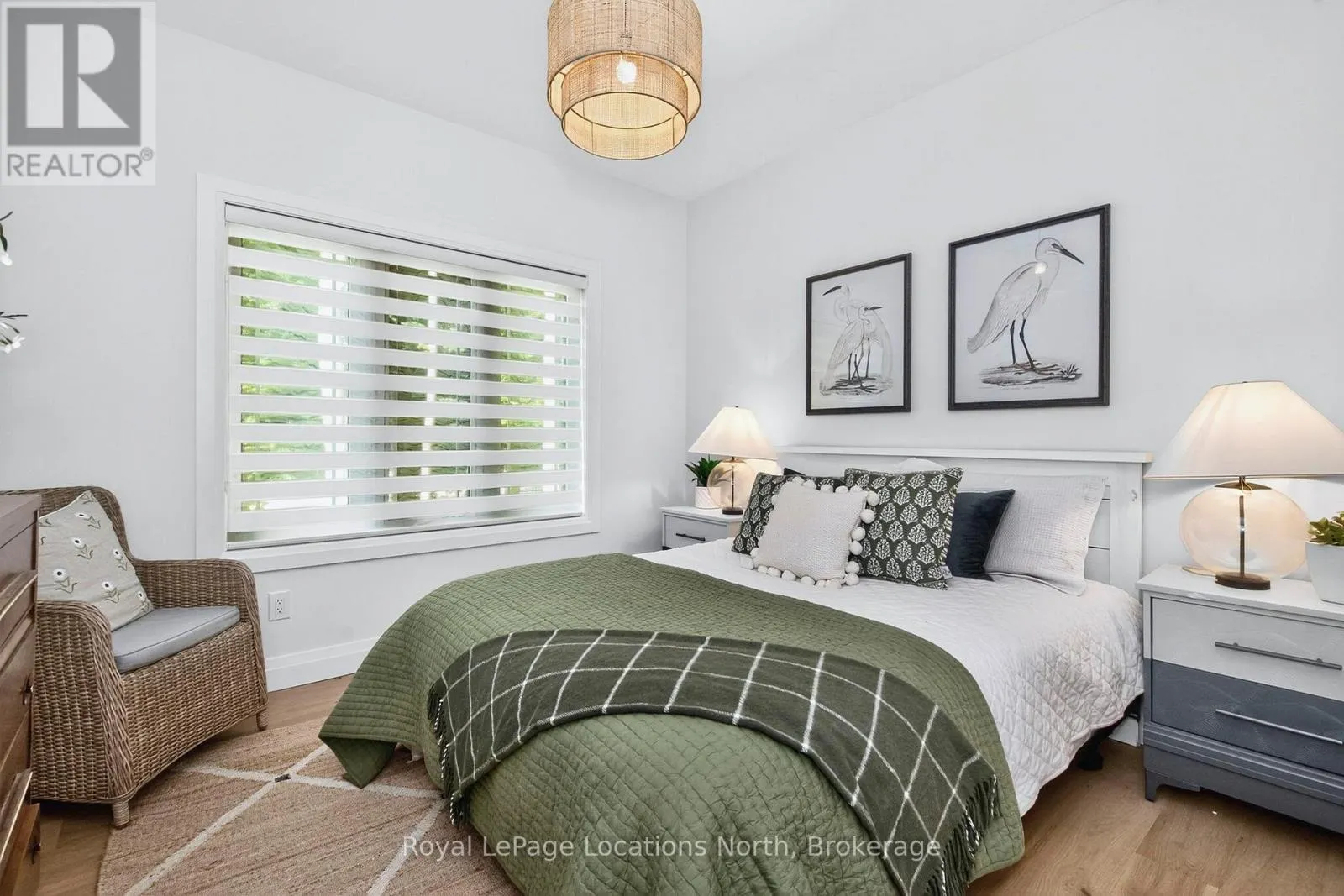 15 PINECONE AVENUE