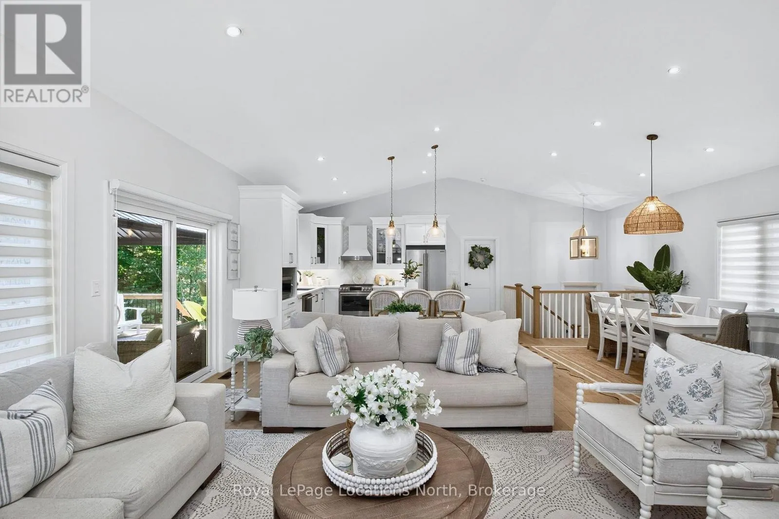 15 PINECONE AVENUE